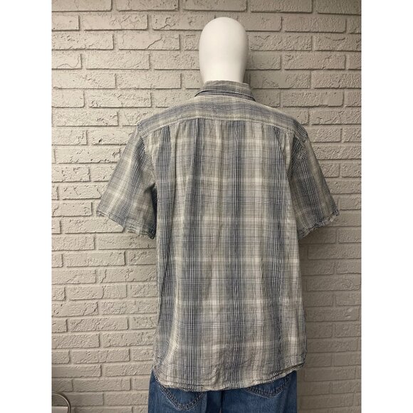 Carhartt Relax Fit Plaid Short Sleeve Button Down Men Shirt Size XL - Picture 3 of 10